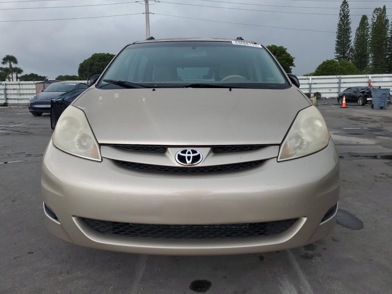 2007 TOYOTA SIENNA