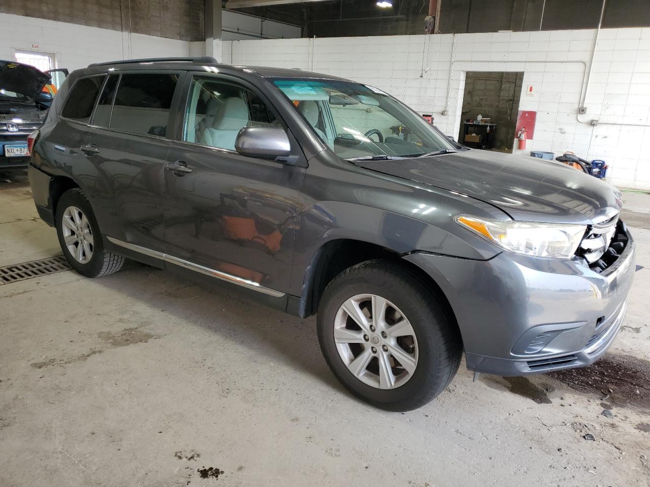 2013 TOYOTA HIGHLANDER