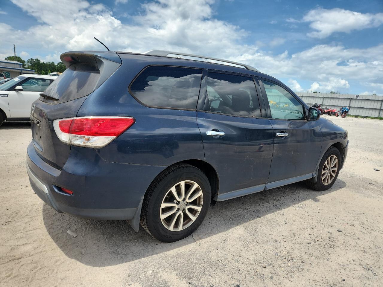 2015 NISSAN PATHFINDER