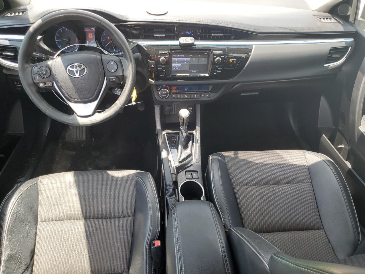 2015 TOYOTA COROLLA