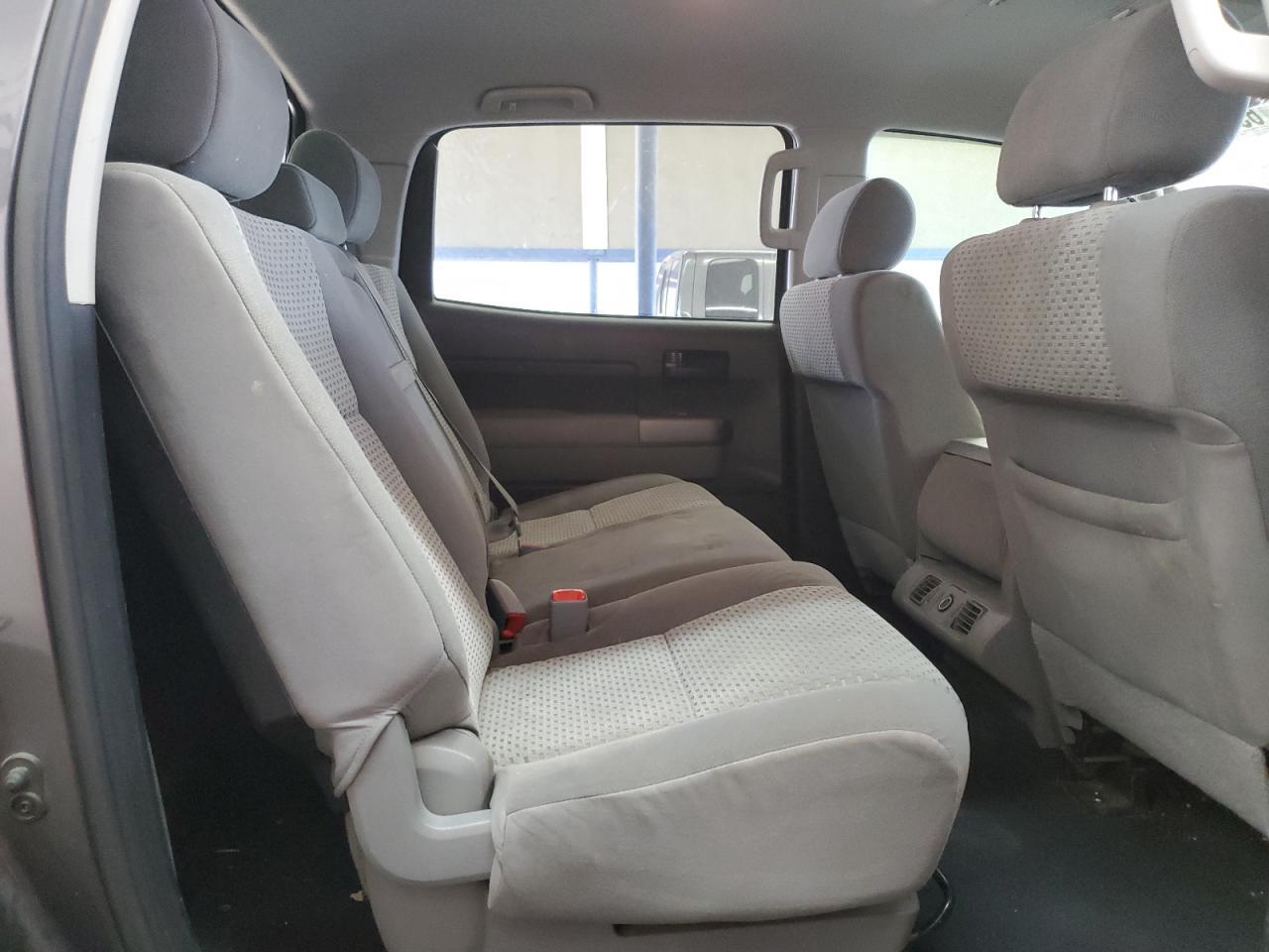 2012 TOYOTA TUNDRA