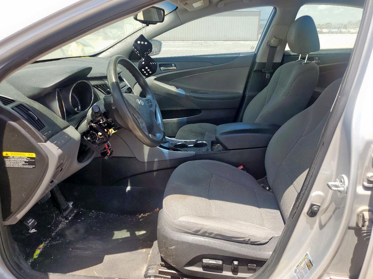 2013 HYUNDAI SONATA