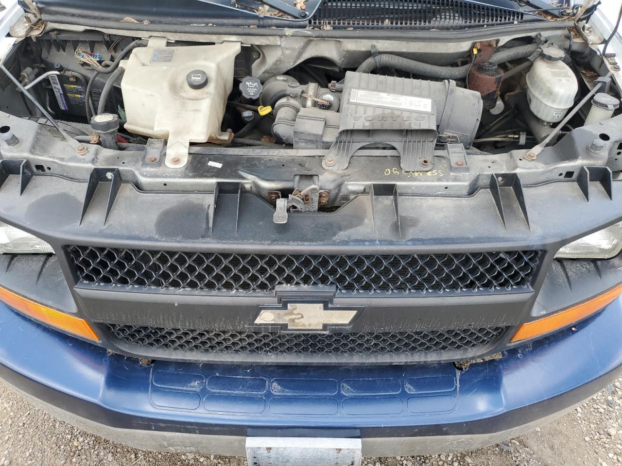 2005 CHEVROLET Express 3500