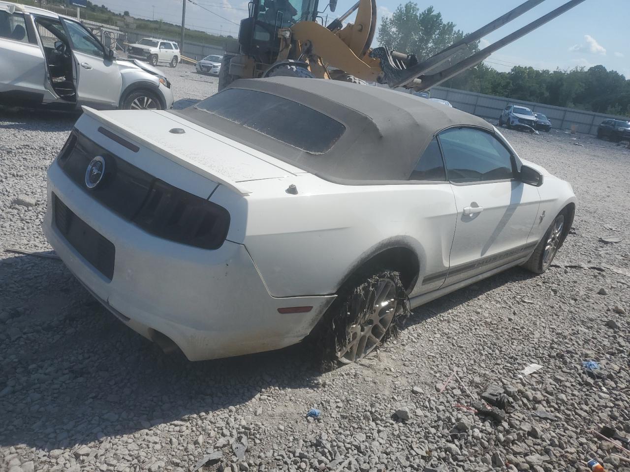 2013 FORD MUSTANG