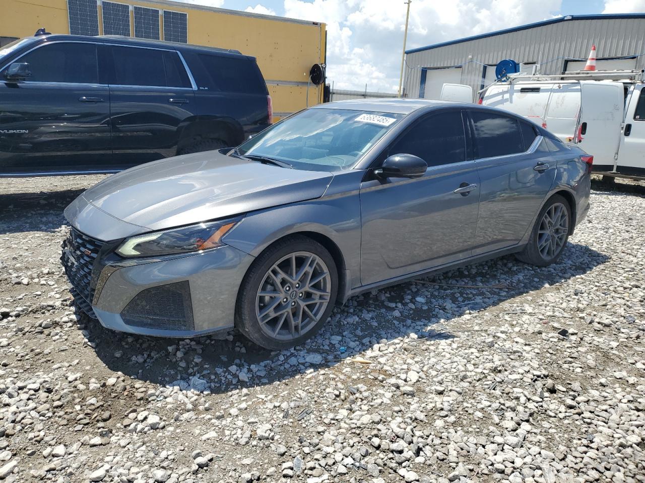 2024 NISSAN ALTIMA