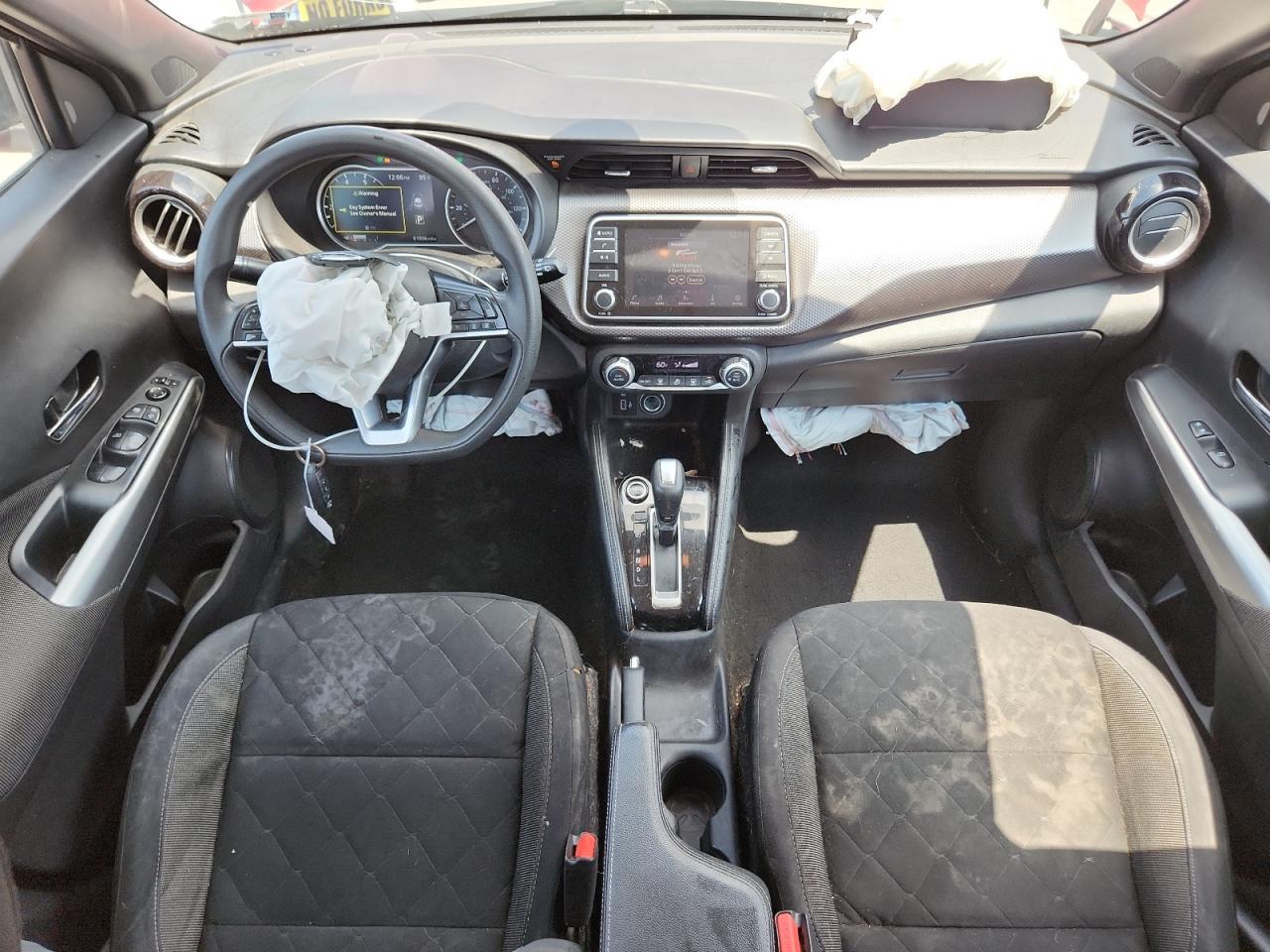 2020 NISSAN KICKS
