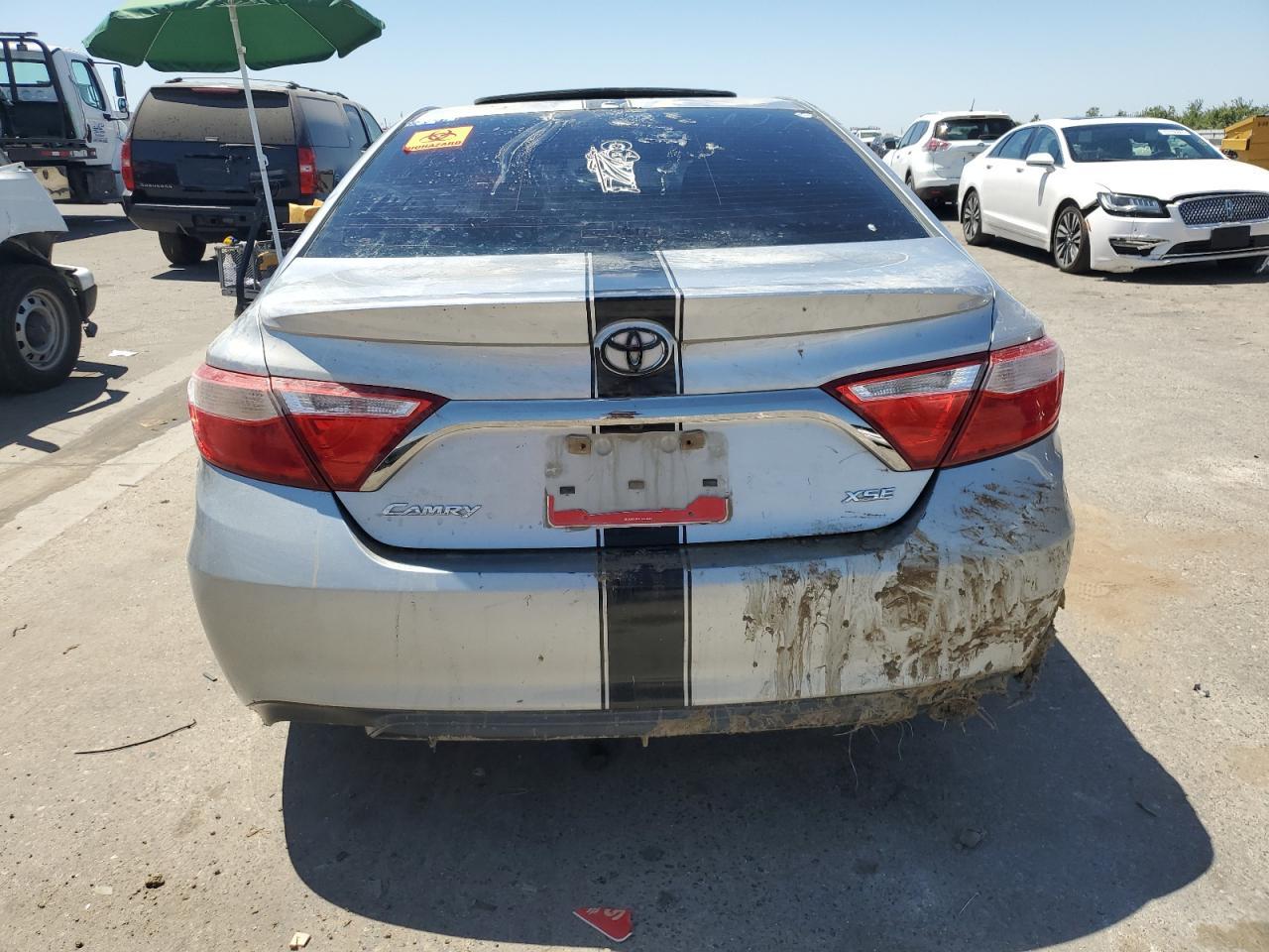 2016 TOYOTA CAMRY