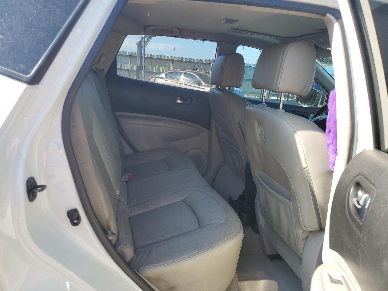 2011 NISSAN ROGUE