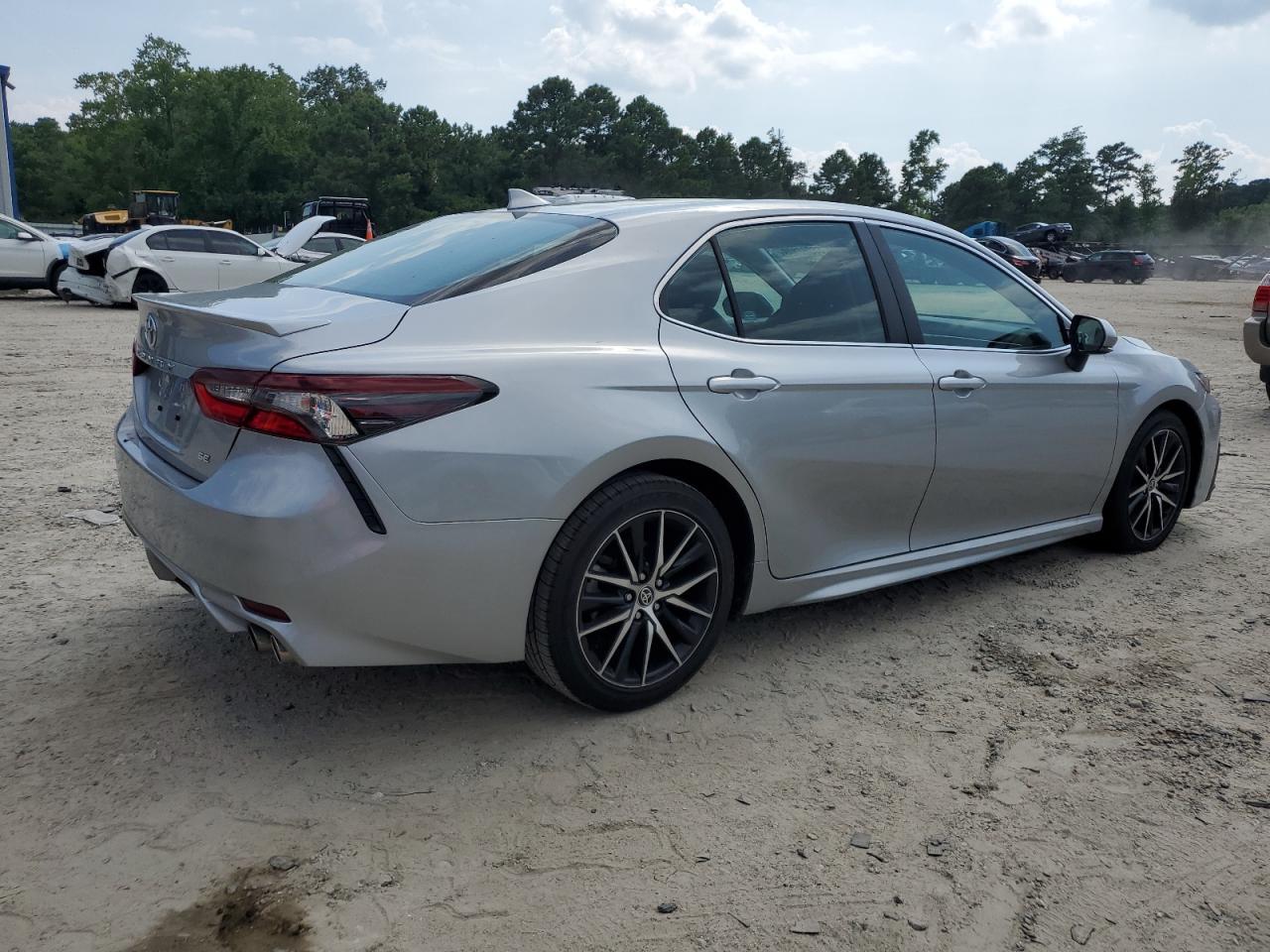 2023 TOYOTA CAMRY