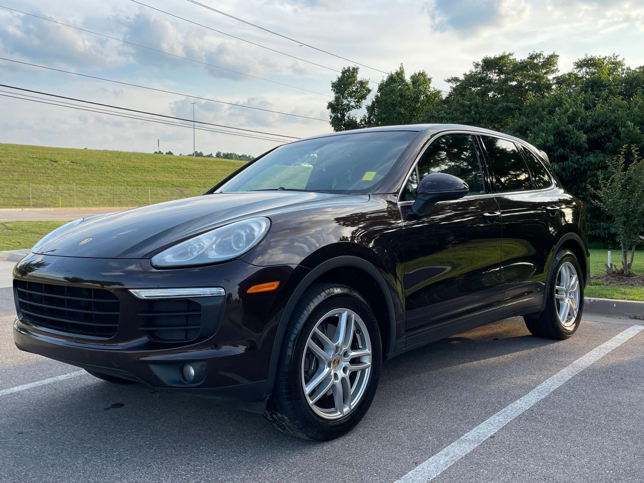 2016 PORSCHE CAYENNE