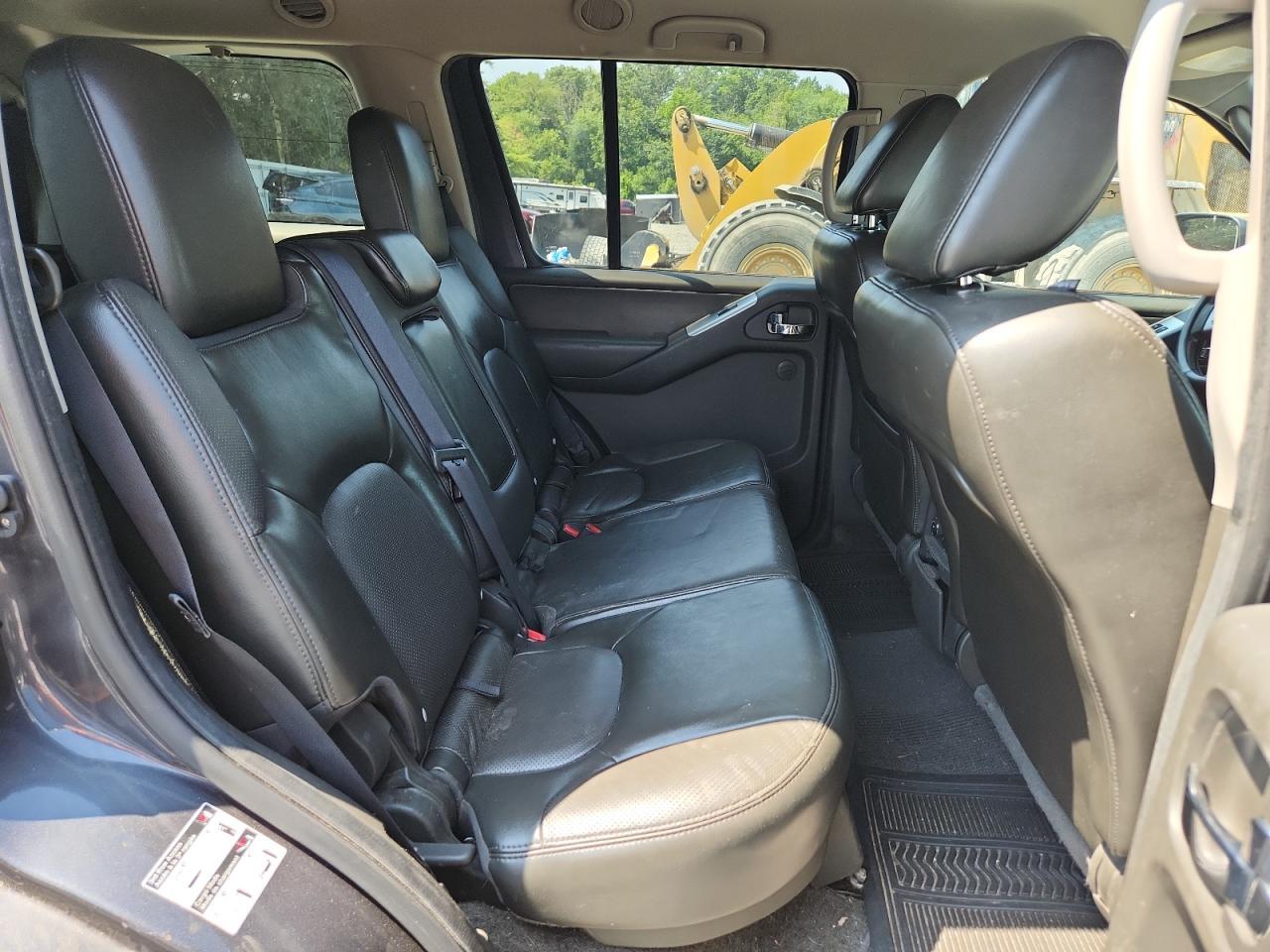 2012 NISSAN PATHFINDER