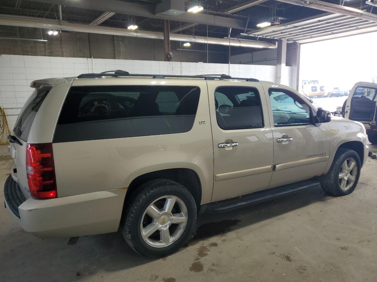 2008 CHEVROLET Suburban