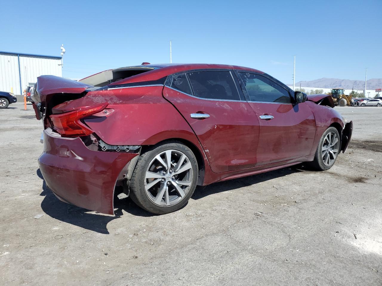 2017 NISSAN Maxima