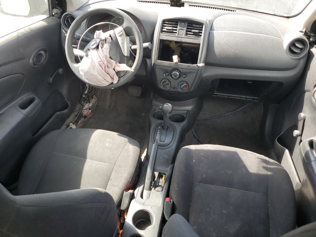 2015 NISSAN VERSA