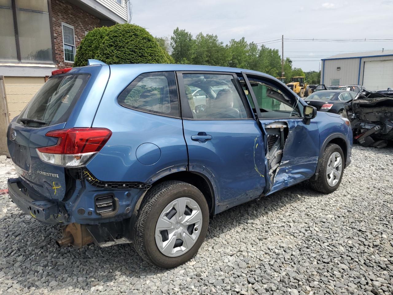 2023 SUBARU FORESTER