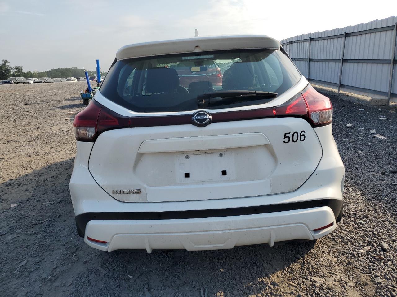 2022 NISSAN KICKS