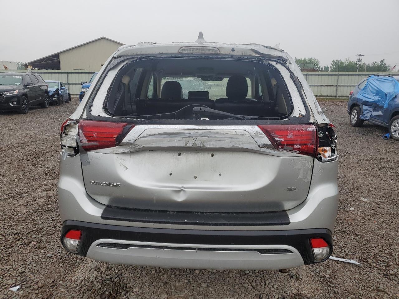 2020 MITSUBISHI outlander