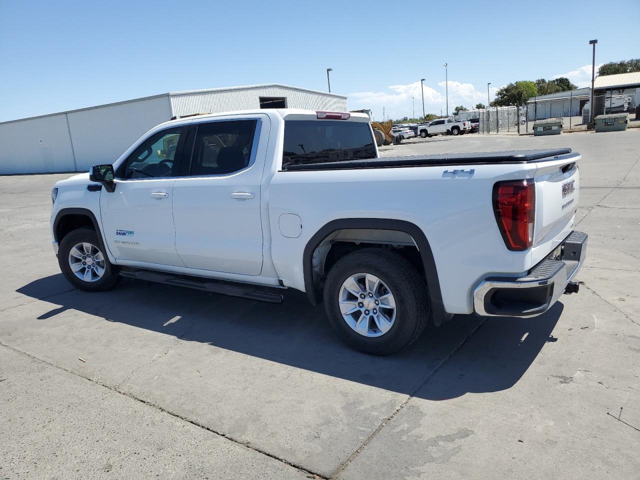 2023 GMC Sierra