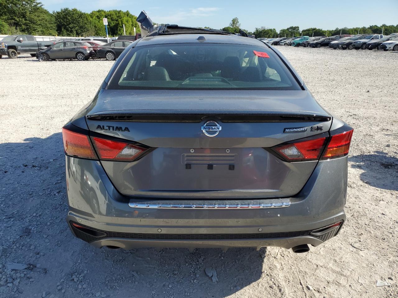 2022 NISSAN ALTIMA
