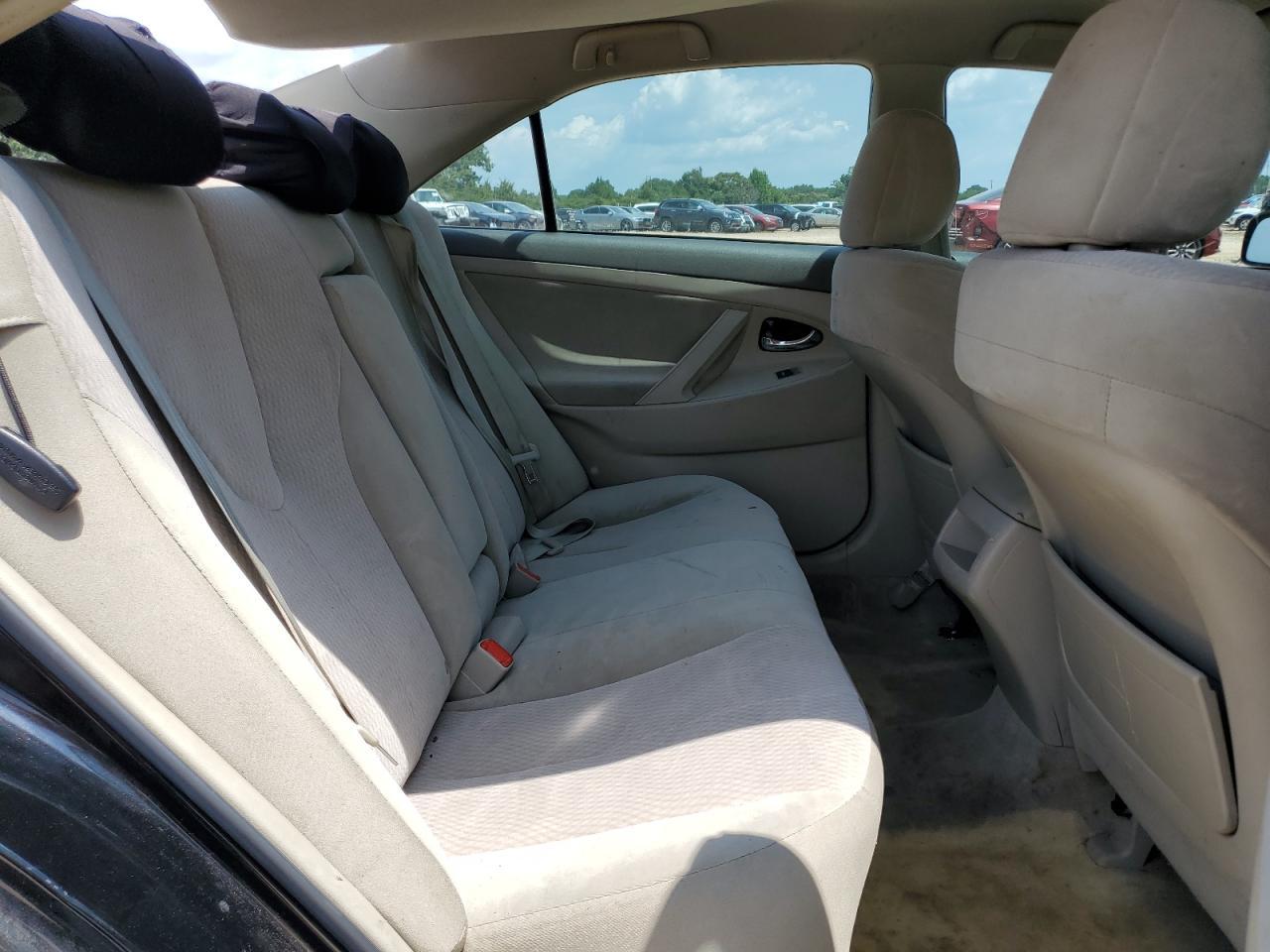 2010 TOYOTA CAMRY