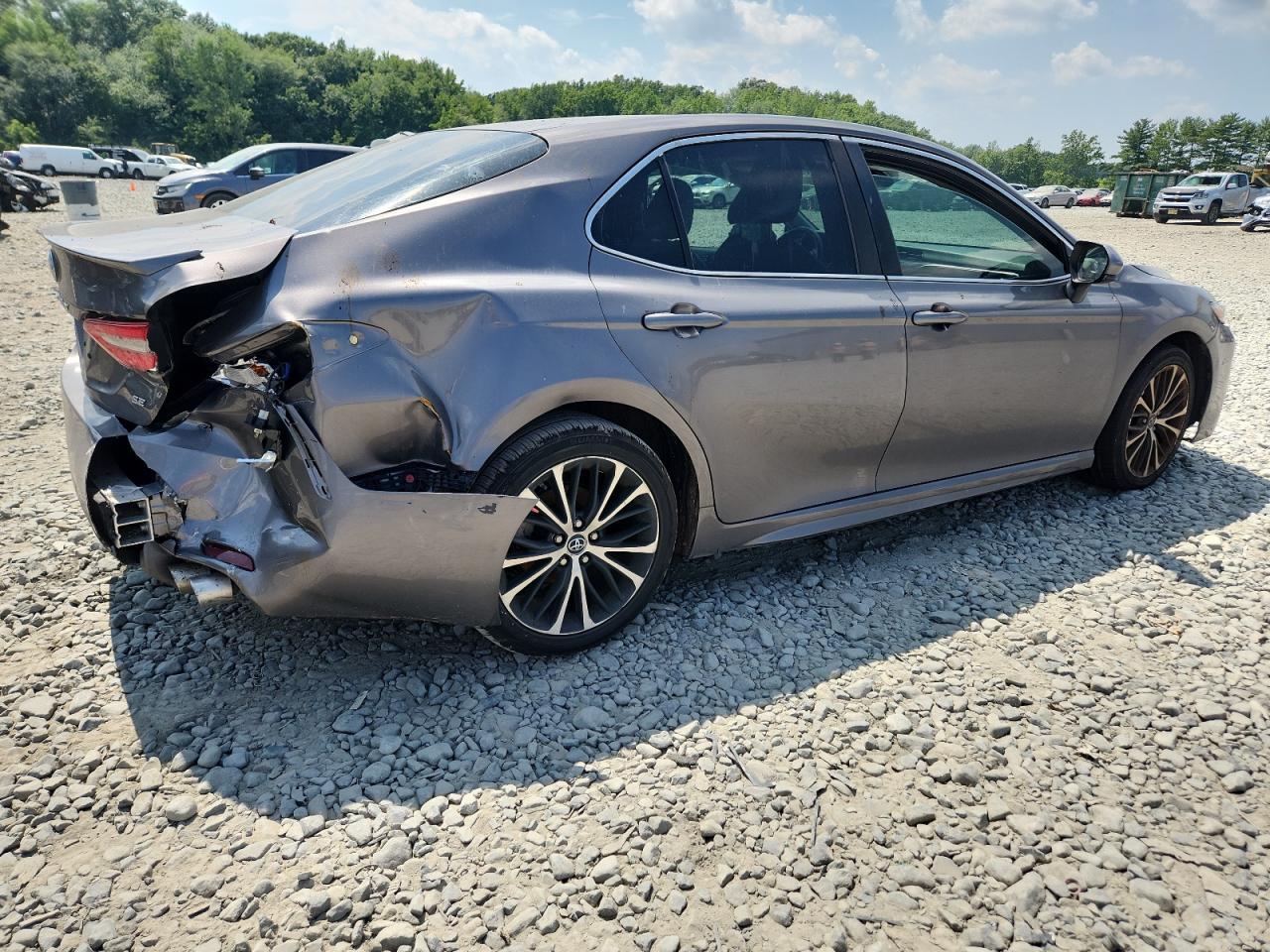 2018 TOYOTA CAMRY