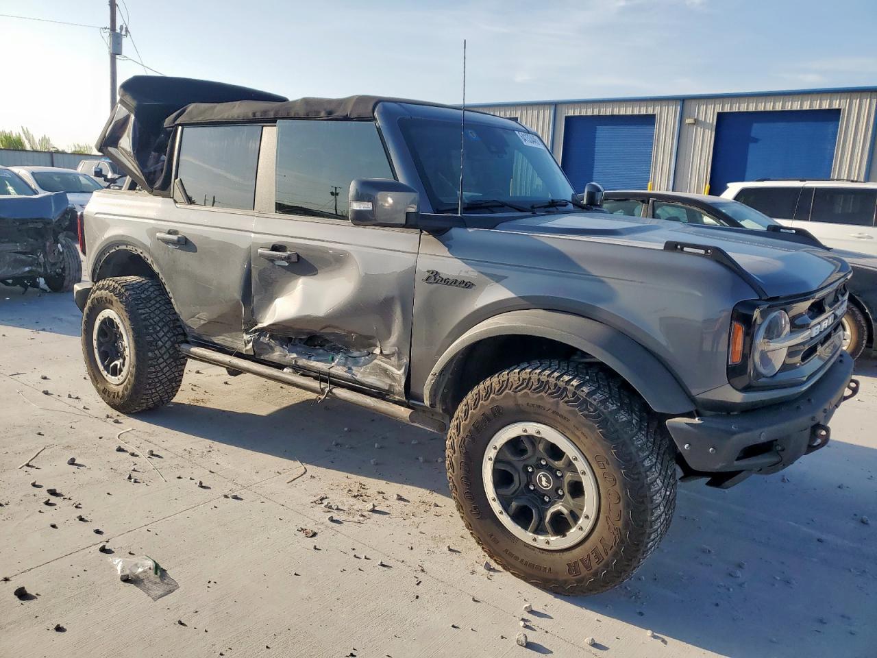 2022 FORD Bronco
