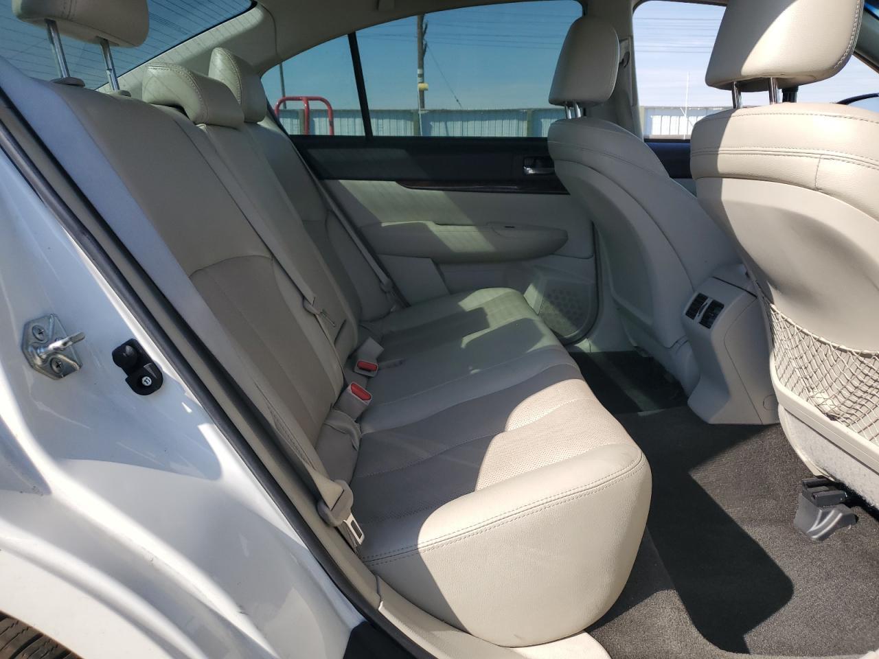 2013 SUBARU Legacy