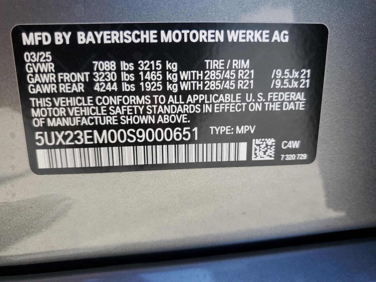 2025 BMW X7