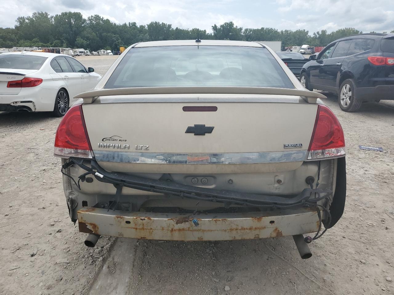 2010 CHEVROLET IMPALA