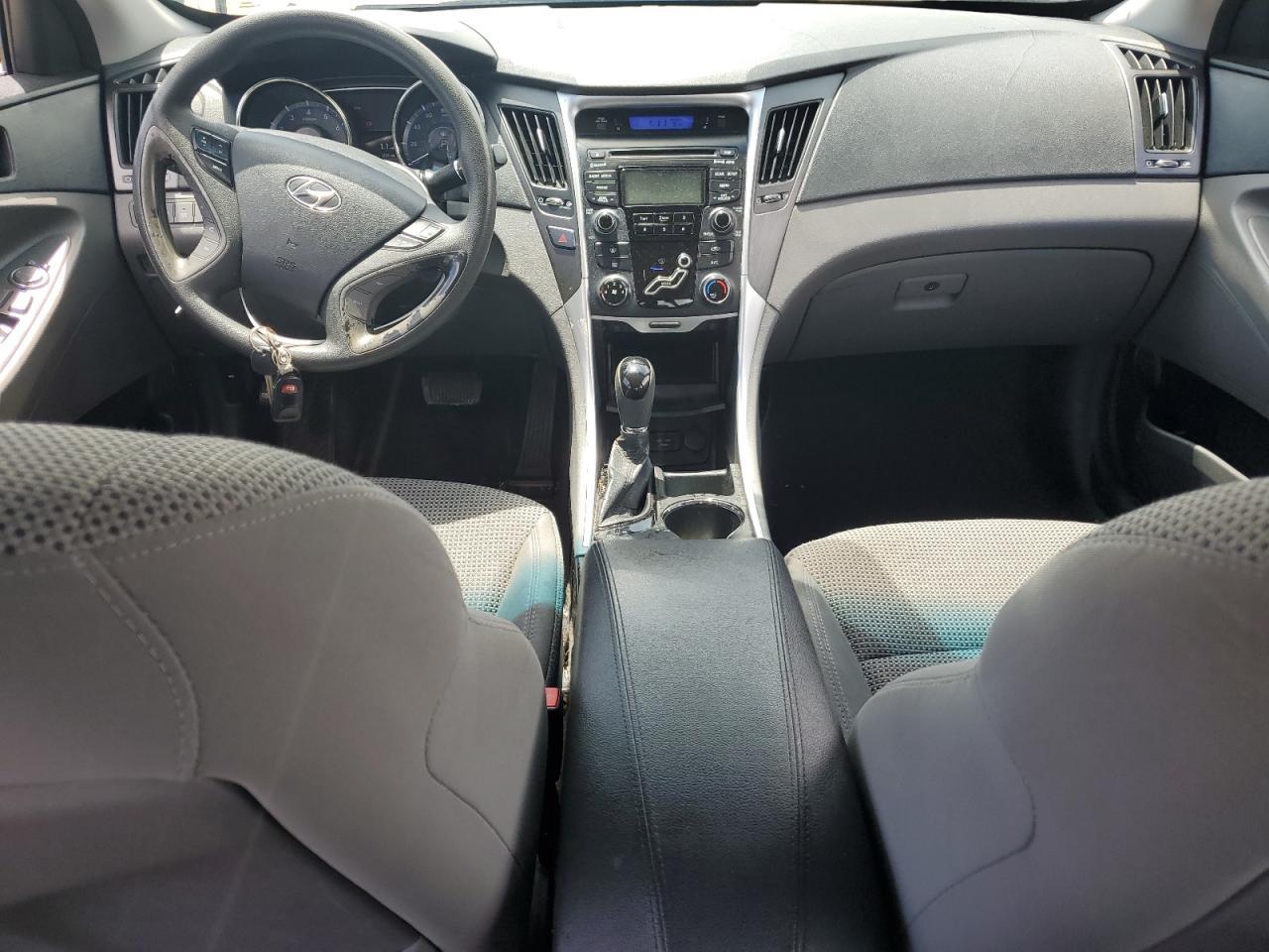 2012 HYUNDAI SONATA