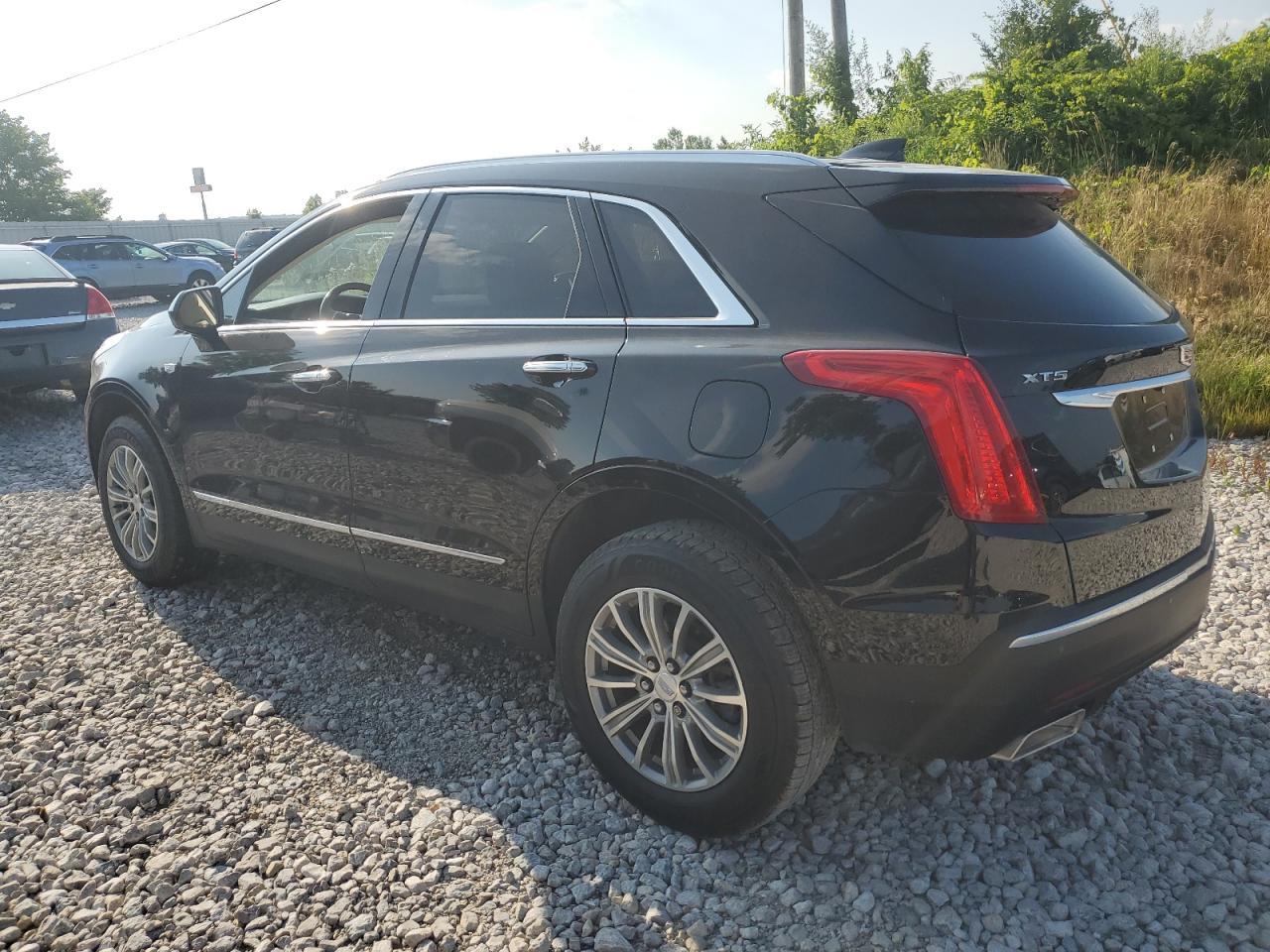 2017 CADILLAC XT5