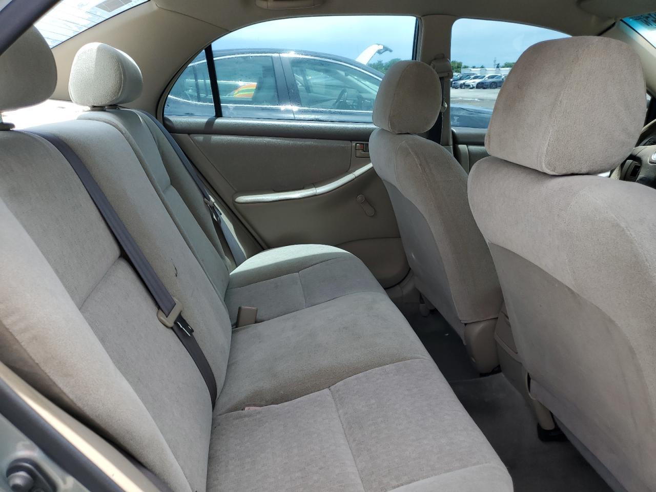 2004 TOYOTA COROLLA