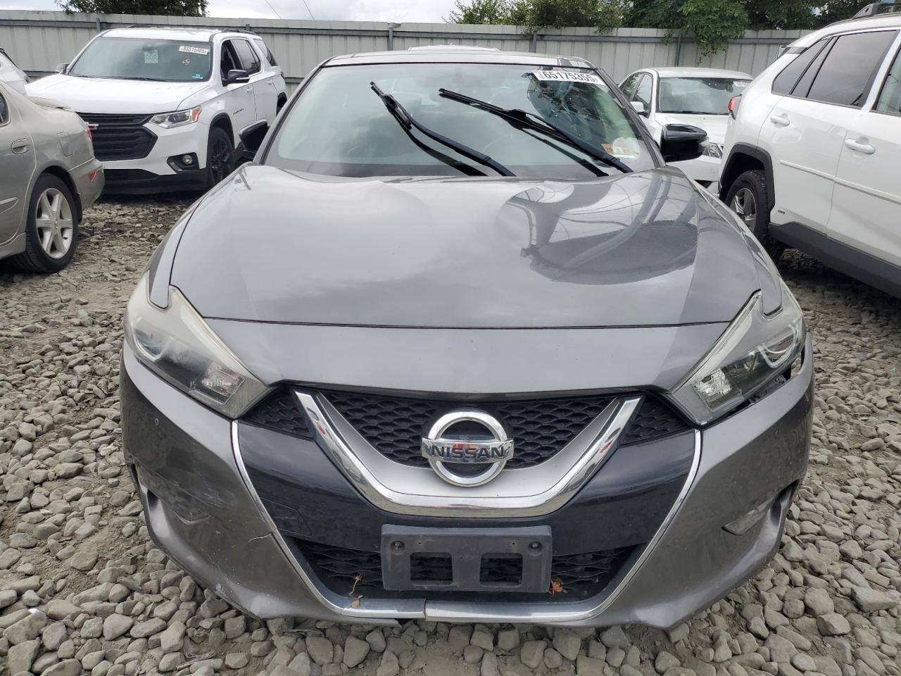 2017 NISSAN Maxima
