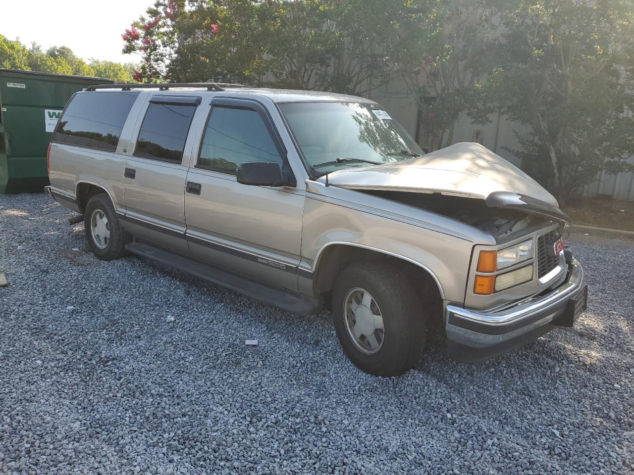 1999 GMC Suburban