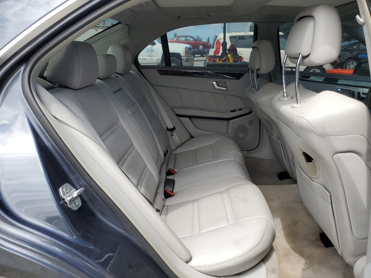 2012 MERCEDES-BENZ E-Class