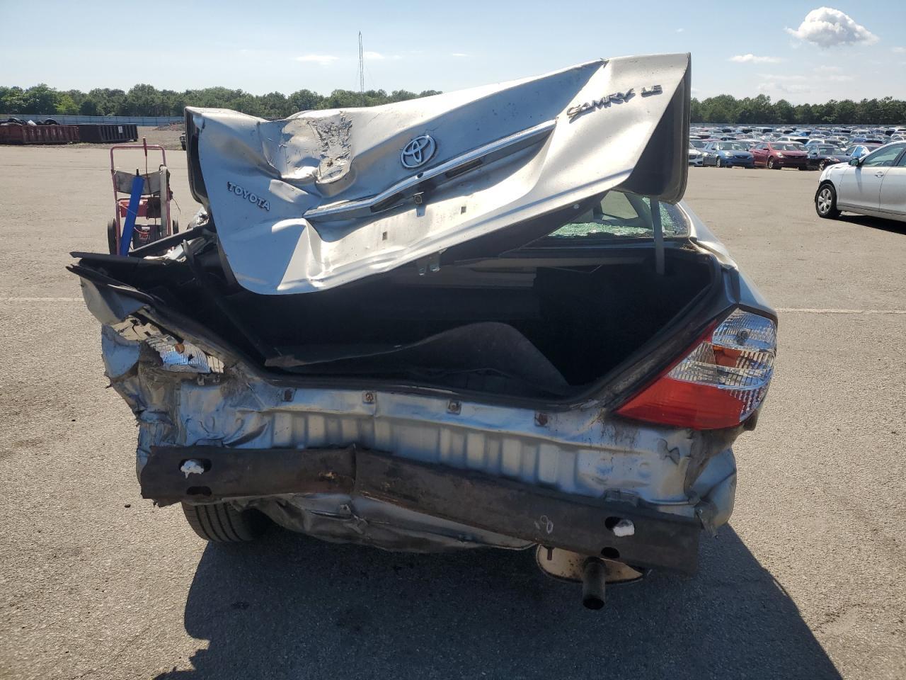 2004 TOYOTA CAMRY