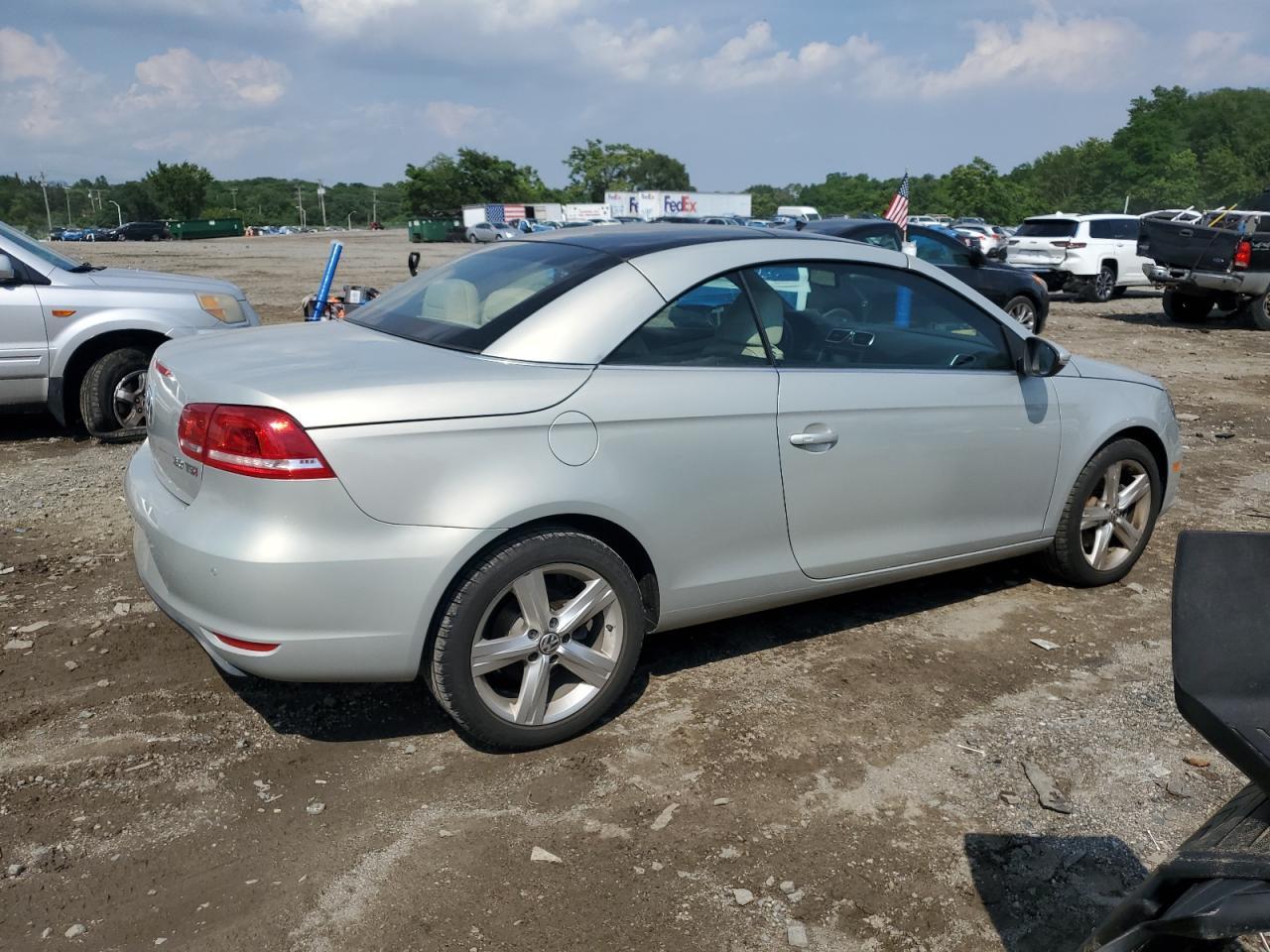 2012 VOLKSWAGEN EOS