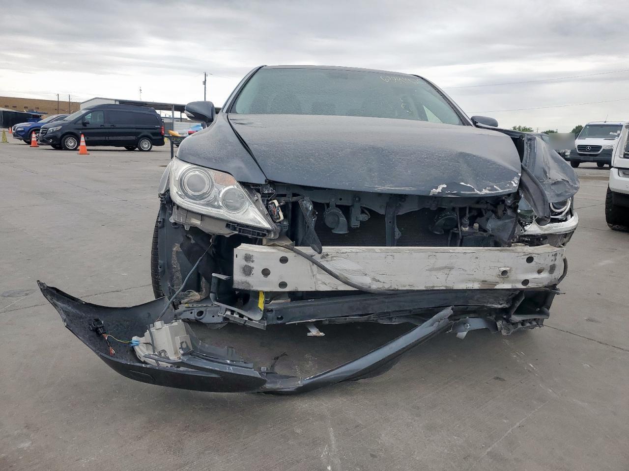 2011 LEXUS LS 460