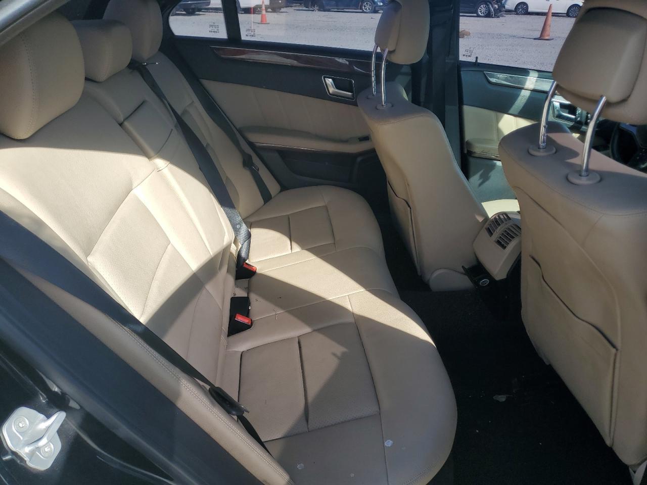 2013 MERCEDES-BENZ E-Class