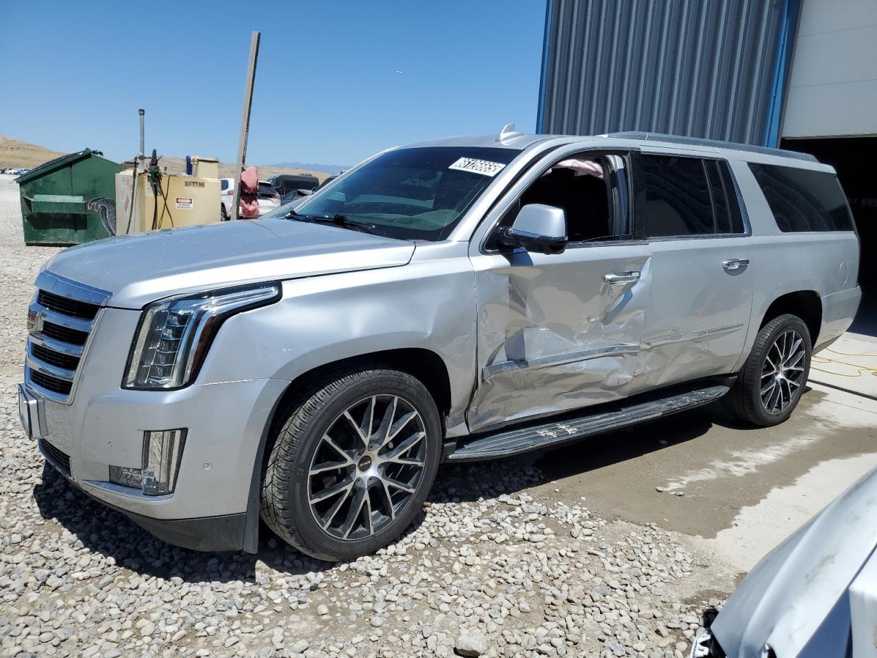 2018 CADILLAC Escalade ESV