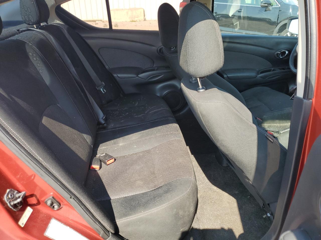 2016 NISSAN VERSA