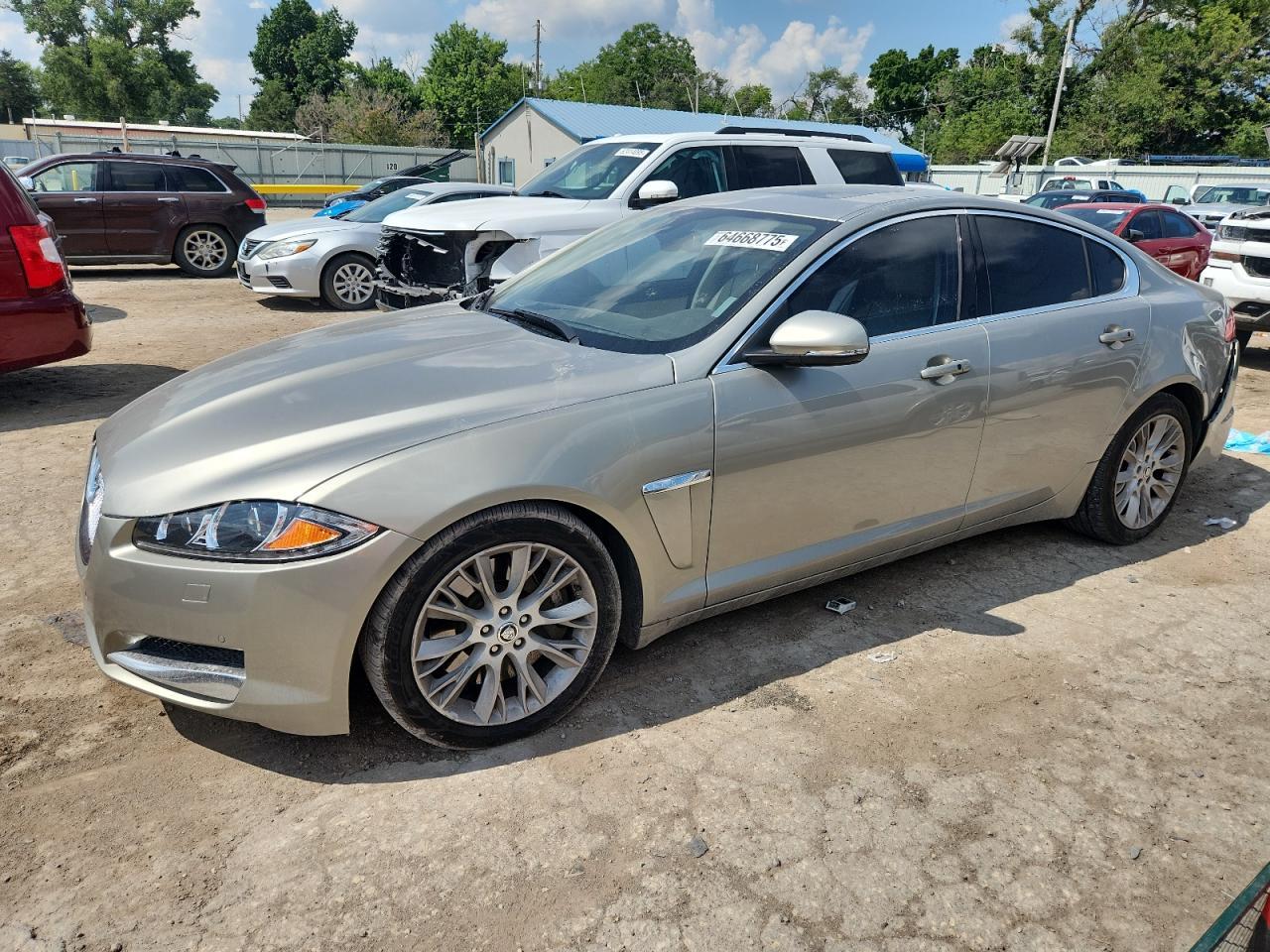 2013 JAGUAR XF