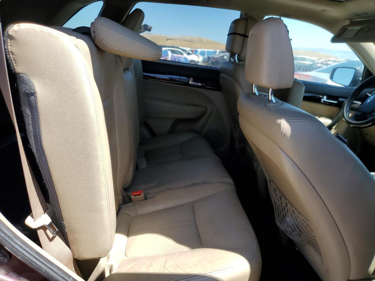 2011 KIA SORENTO