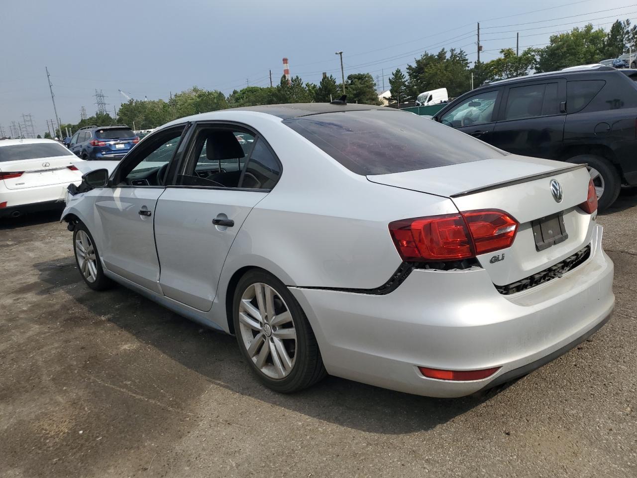 2013 VOLKSWAGEN JETTA