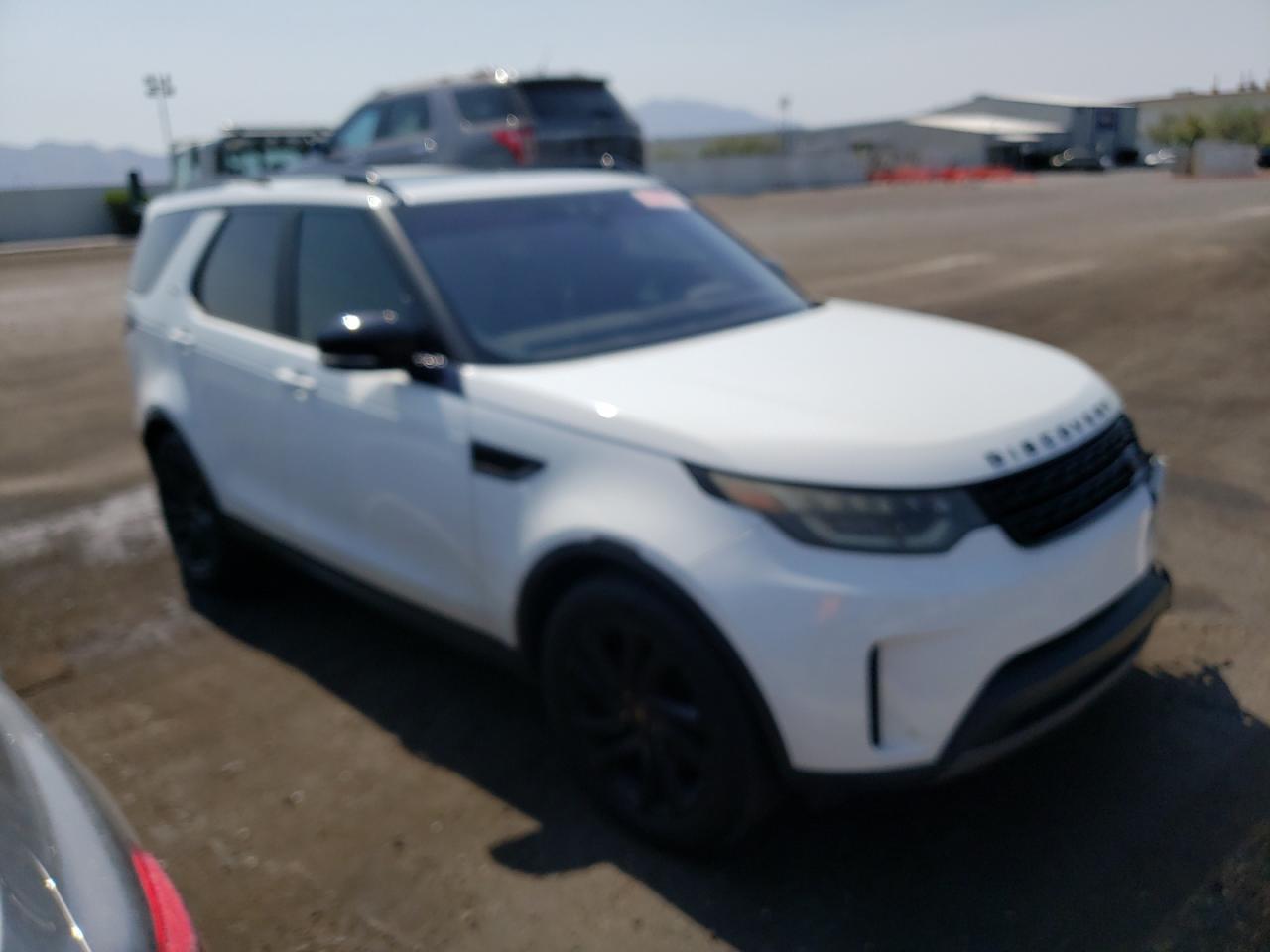2018 LAND ROVER Discovery