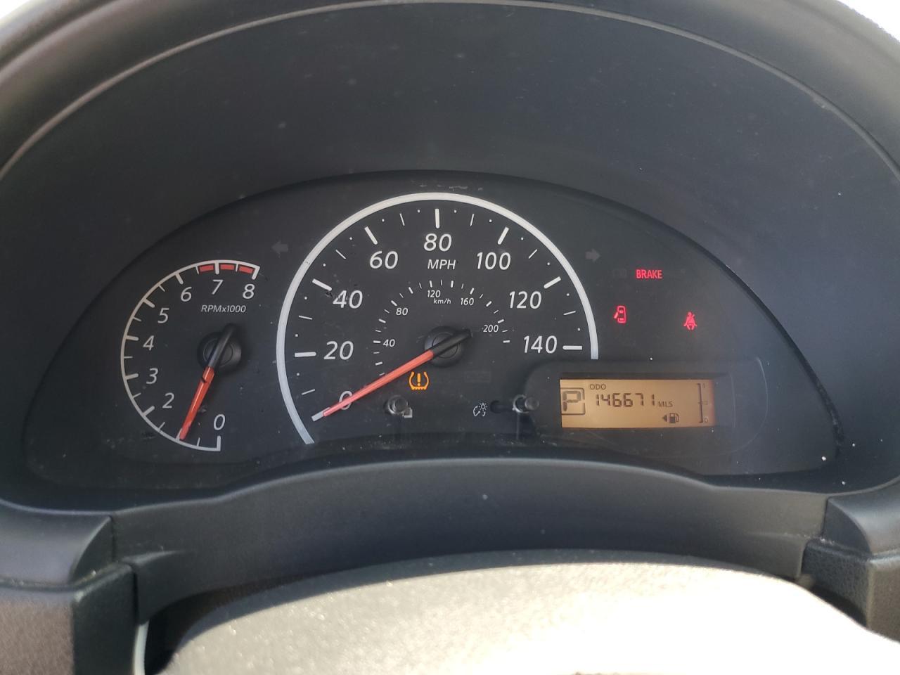2016 NISSAN VERSA