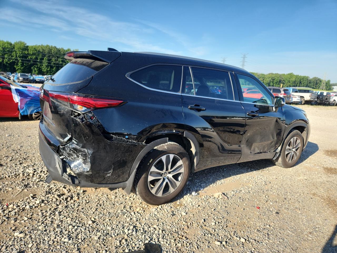 2022 TOYOTA HIGHLANDER