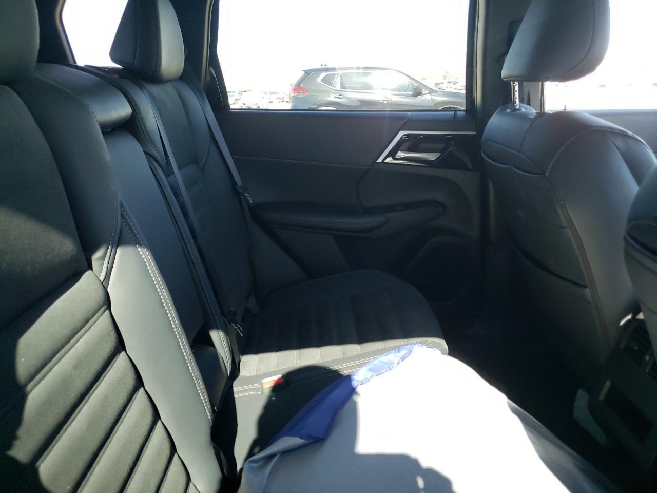 2022 MITSUBISHI outlander