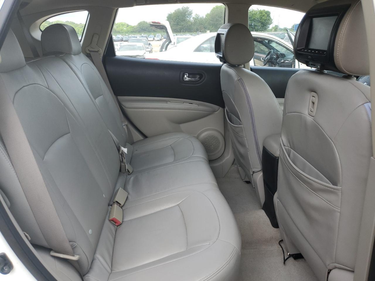 2014 NISSAN ROGUE
