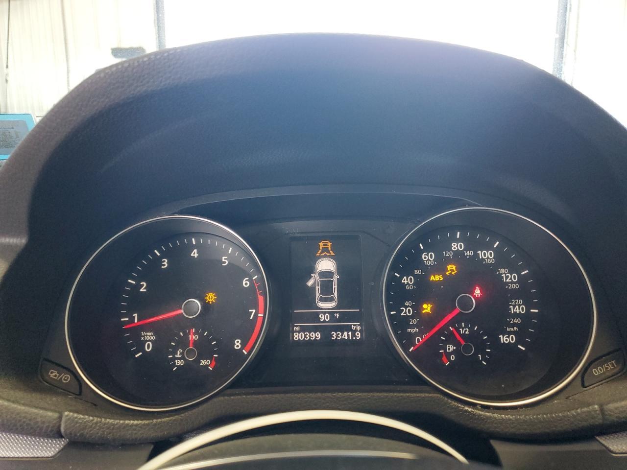 2017 VOLKSWAGEN Passat